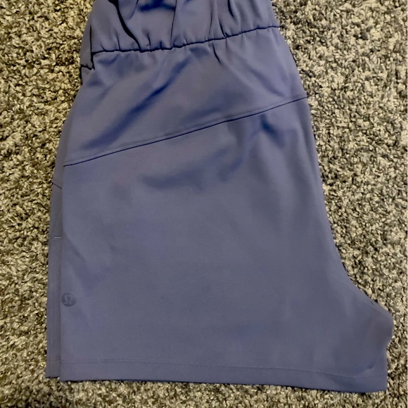 Lululemon On The Fly Shorts - Picture 2 of 3